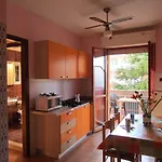 Cozy In A Modern 아파트 *